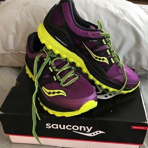 NEW/NEVER WORN Saucony XODUS ISO trail runners